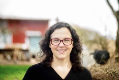 Jessica in red glasses